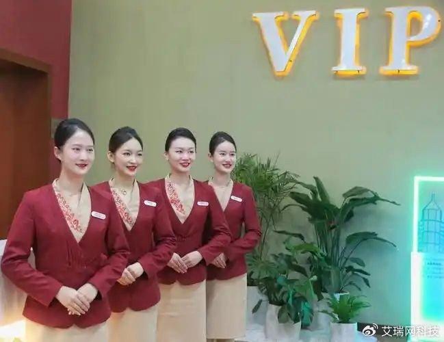 机场里的“温柔庇护所”新葡京四季贵宾服务：(图3)